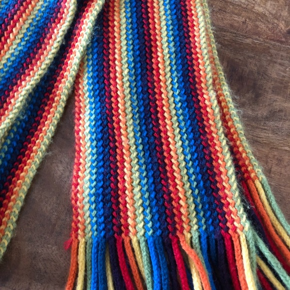 GAP Scarves - Set of 3 - Picture 8 of 8